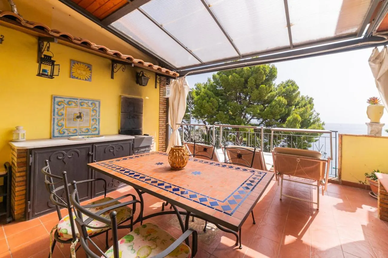 Tovimar Apartments Taormina 0*,