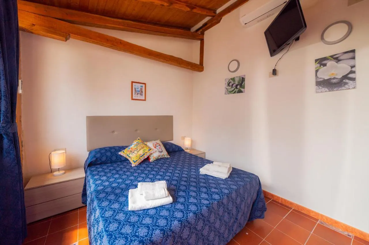 Tovimar Apartments Taormina 0*,